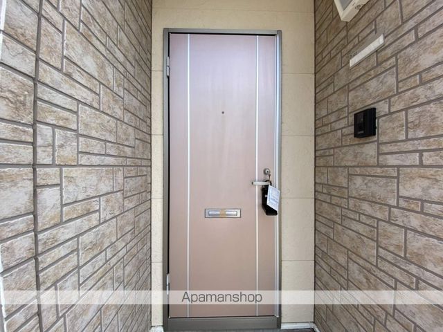 サンフォレストの玄関写真