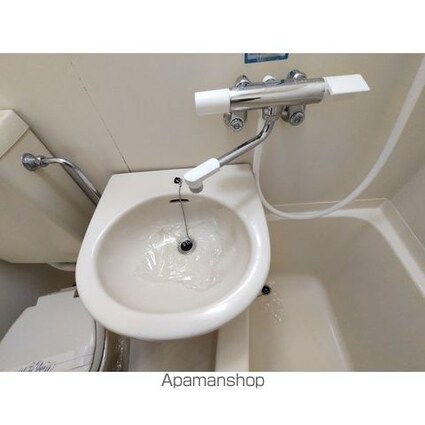 サンウィングＢ[1R/12.3m2]の洗面所