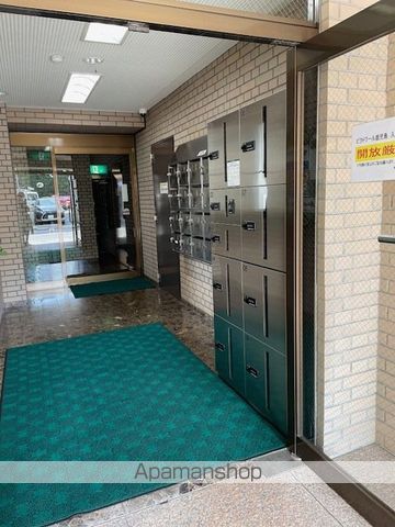 ビクトワール鹿児島の玄関写真