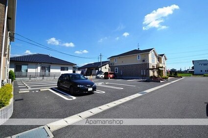 ＡＬＢＡ　Ｂ[1R/32.9m2]の駐車場