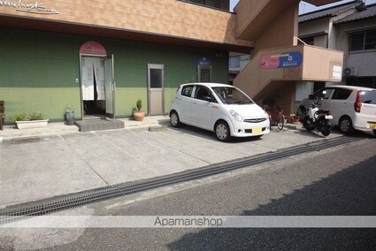 Ｓｅｒｅｎｏ　Ｉｗａｓａｋｉ[1R/15.12m2]の駐車場