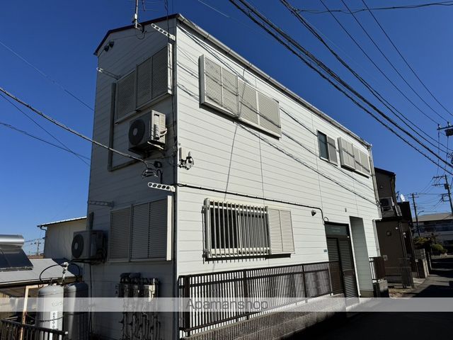 ホワイトコートの外観写真