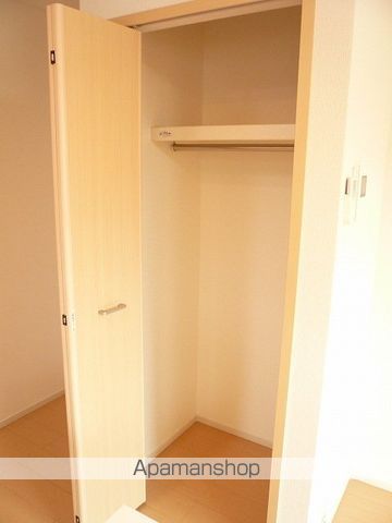 saliente IIの内装写真