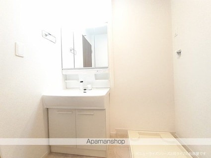 フリッシュ　Ｈ[2LDK/59.55m2]の洗面所