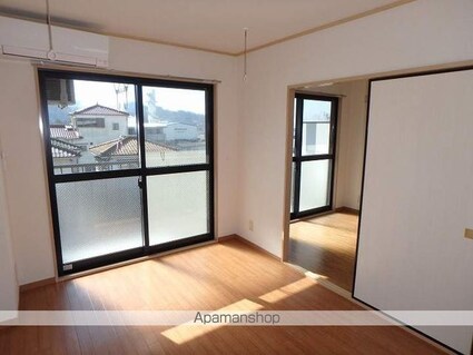 Ｌｉｍｐｉａ　Ｖｉｎｅｙａｒｄ[2LDK/48.6m2]のリビング・居間