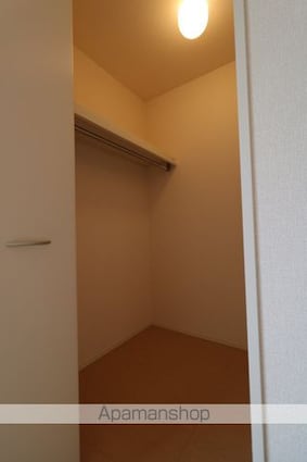 ローゼンシュタット　Ｂ棟[2LDK/59.58m2]の収納