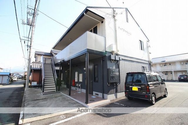 ディアコート岩本Bの外観写真