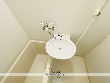 レオパレス慶[1K/26.49m2]の洗面所1