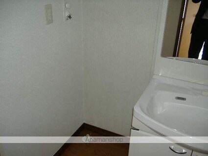 長野県松本市筑摩３丁目[2LDK/52.8m2]の内装2