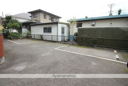 東京都昭島市緑町３丁目[2LDK/46.3m2]の駐車場