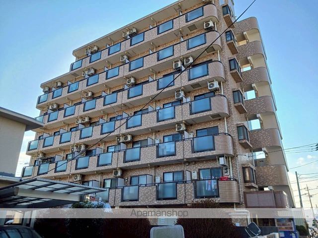 サンプラザ南林間の外観写真