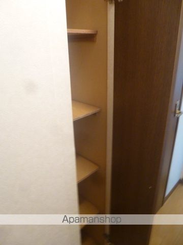 フロルドゥコルザの内装写真