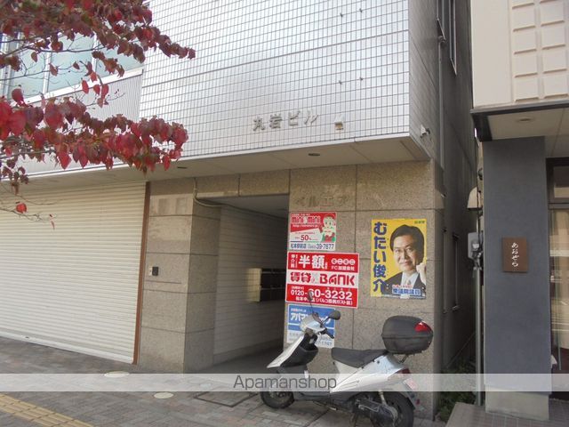 丸岩ビル ベルエアの玄関写真