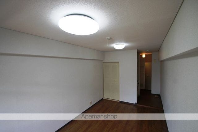 コボリマンション新大阪の内装写真