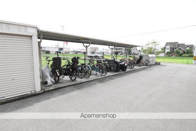 リビングタウン松縄 A棟の内装写真