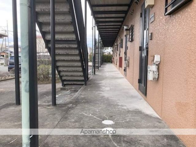 セジュール紅葉IIの玄関写真