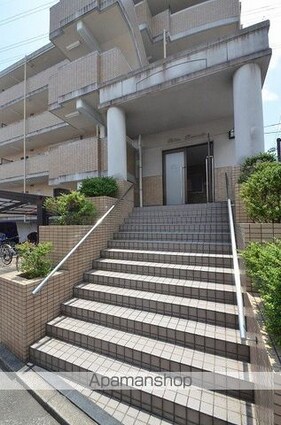 フェリスクラモト[3LDK/68m2]のエントランス1