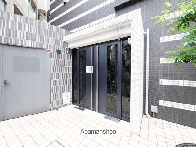 ＰＲＥＭＩＵＭ　ＣＵＢＥ新中野[1K/20.13m2]のエントランス