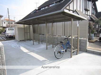 ソレアード東川口[2LDK/57.78m2]の共用部1