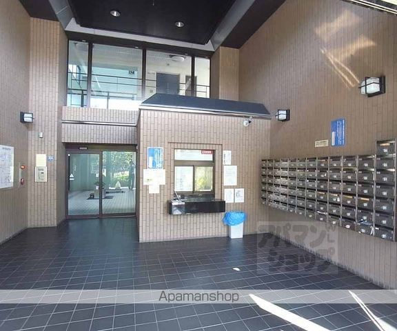DETOMー1京都外大南の玄関写真