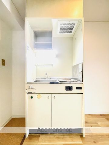 大阪市谷町線 千林大宮駅 徒歩8分 8階建 築50年の内装写真