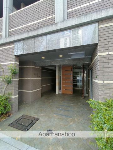 PAUSEHIGASHITEMMAの玄関写真