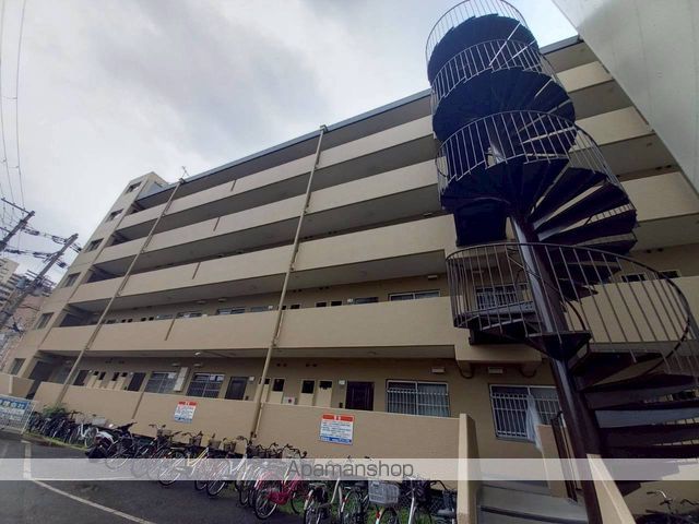 第2林マンションの外観写真