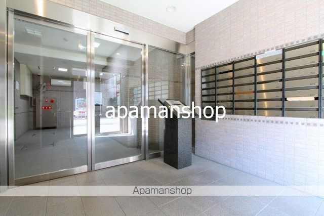 アーバンパレス九条の玄関写真