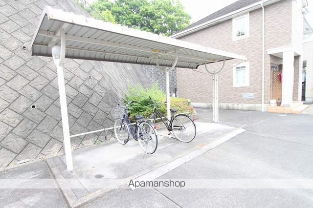ビップハイツ MーIの玄関写真