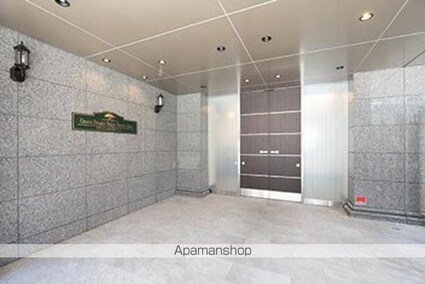 グランパレス東京八重洲アベニュー[1R/28.8m2]のエントランス