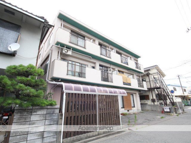 吉マンションの外観写真