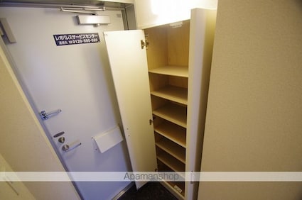 レオパレスシルフィード[1K/20.81m2]の玄関