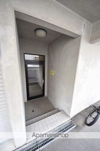 ライツェント27の玄関写真