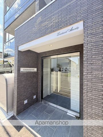 レンブラント西町の玄関写真