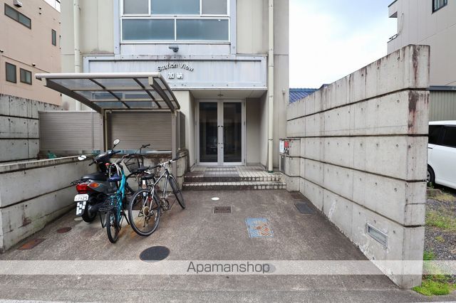 STATIONVIEW加納の玄関写真