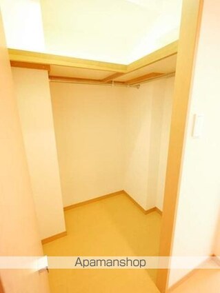 東京都杉並区高円寺南５丁目[1K/27.06m2]の収納