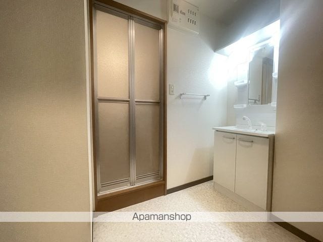 珪州館IIの内装写真
