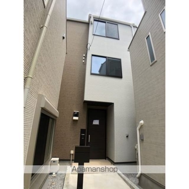 東京都新宿区西落合２丁目[2SLDK/71.61m2]の外観