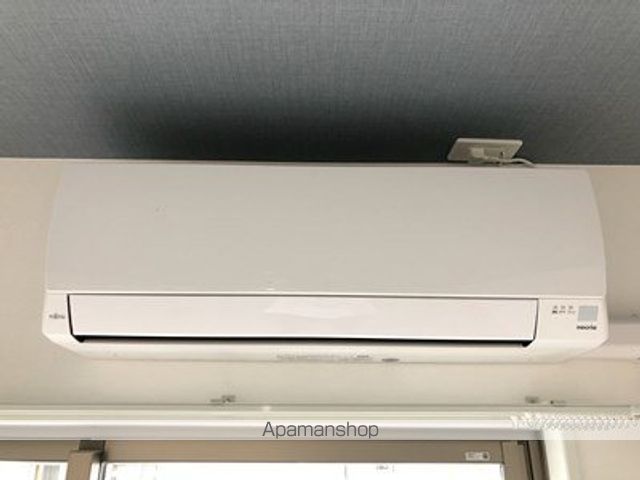 PLUSの内装写真