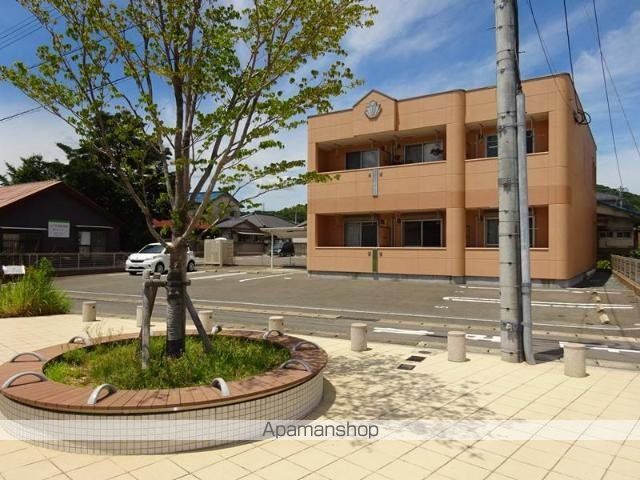 コンフォート山下
