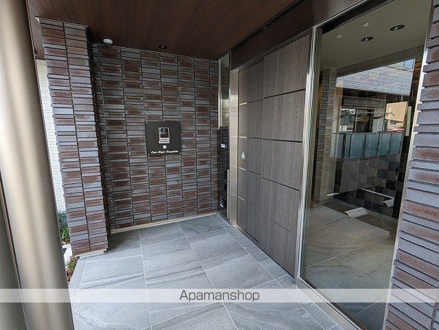 CASA REGIO庚午北の玄関写真
