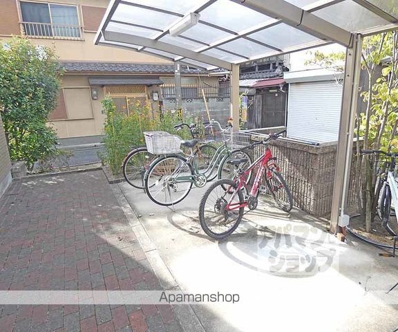 アムール吉田中大路の外観写真