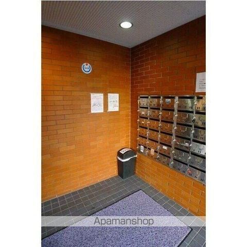 藤井ビル北14条の玄関写真
