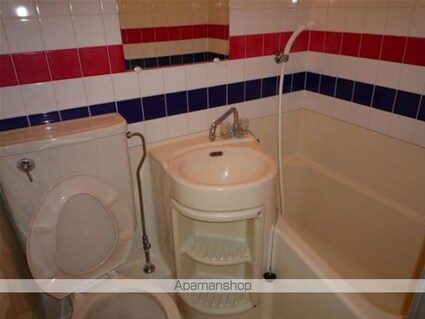 ＴＯＰ・三軒茶屋第４[1R/15.64m2]のトイレ