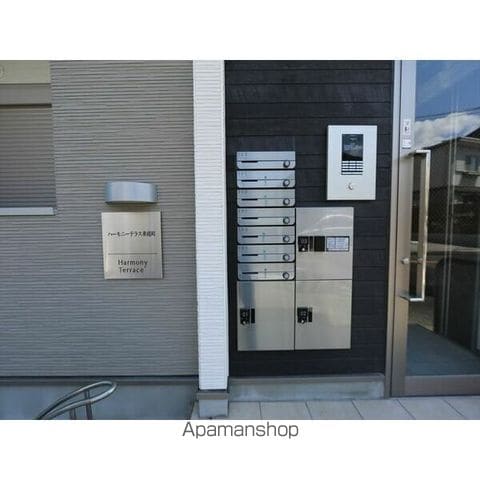 ハーモニーテラス乗越町の玄関写真