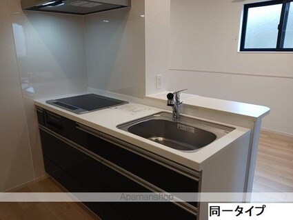 エムズ　グリューエン[2LDK/63.03m2]のキッチン