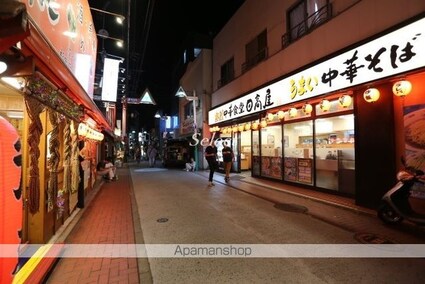 神奈川県横浜市磯子区杉田１丁目[1K/30.26m2]の周辺5