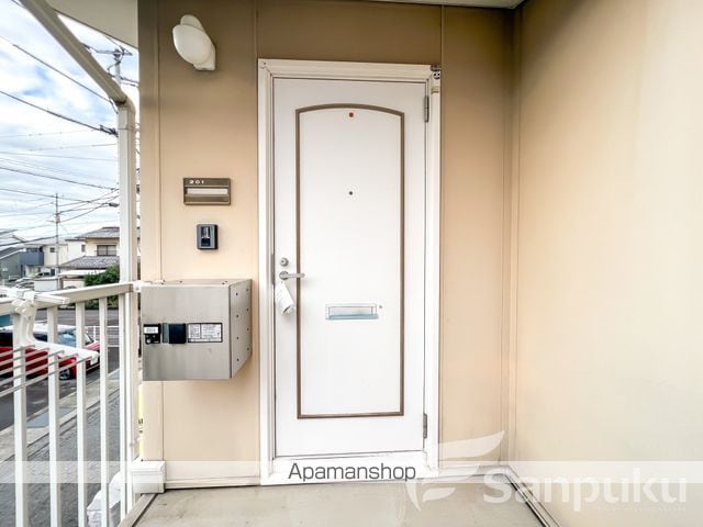 フレグランス坂本の玄関写真