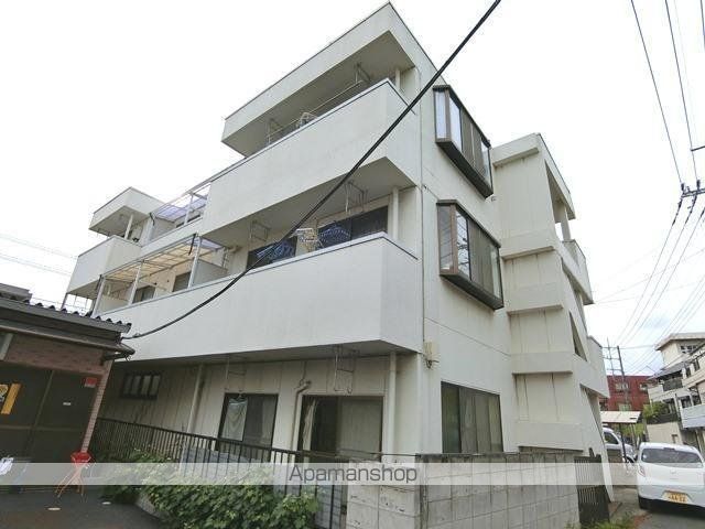 サンパールハイツの玄関写真