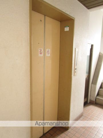 ベース四日市の外観写真